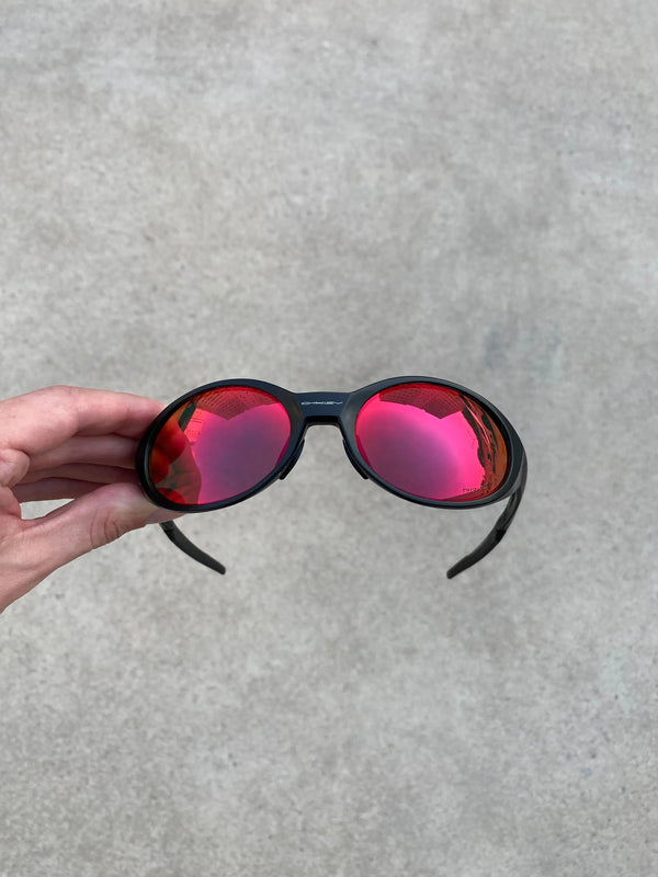 Eye Jacket Redux Preta Dark Ruby + Brinde Surpresa (2X1)